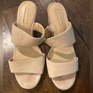 Antonio Melani suede wedge sandal sz 10